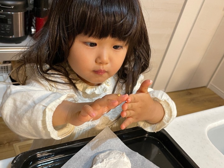 子どもと遊べて、朝食も作れる！日常生活に米粉パン作り